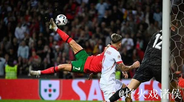 莱因德斯赛后虎扑评分仅获3.3! 莱因德斯赛后虎扑评分仅获3.3!